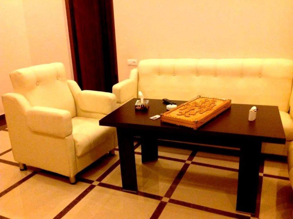 Narek+ Hotel Arrinj Luaran gambar